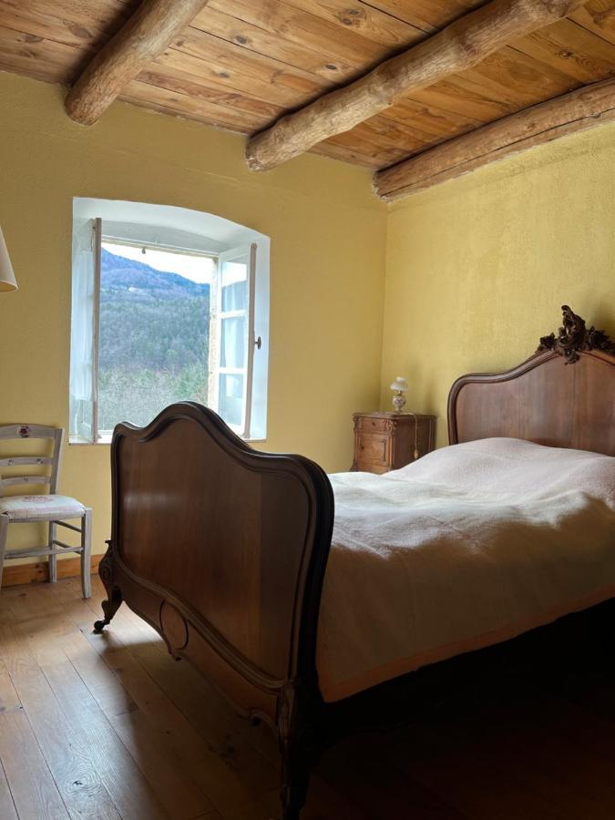 Retour Dans La Passe Villa Roche-en-Regnier Bagian luar foto